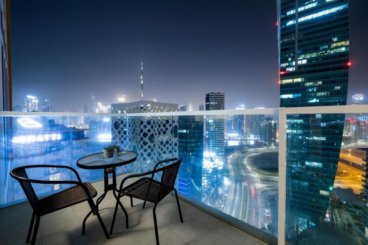 Апартаменти Unlock Metropolis Business Bay Дубай Екстер'єр фото